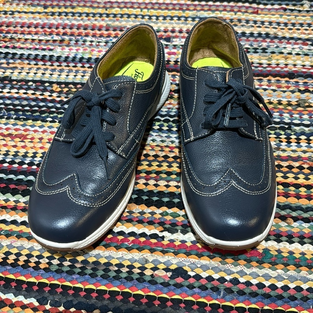 Florsheim size 6M navy blue shoes, tie ups leather uppers